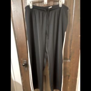 Women’s black workout pants size 2XL